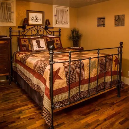 Mummy Mtn Suite 1 Bedroom Suite With Fireplace And Jacuzzi Tub Estes Park Exterior photo